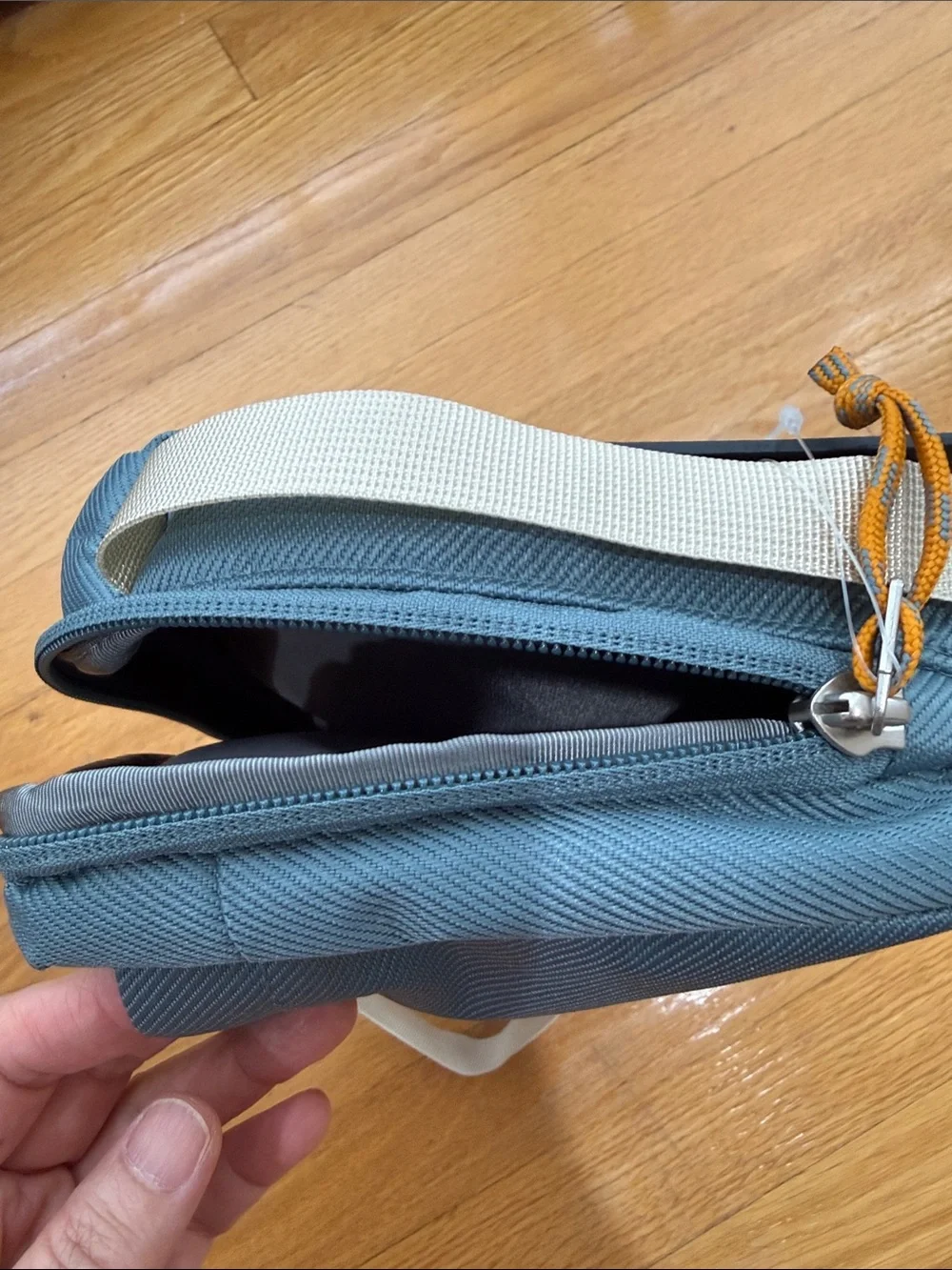 The North Face Teal Sling Bag with Cream Strap New with Tags